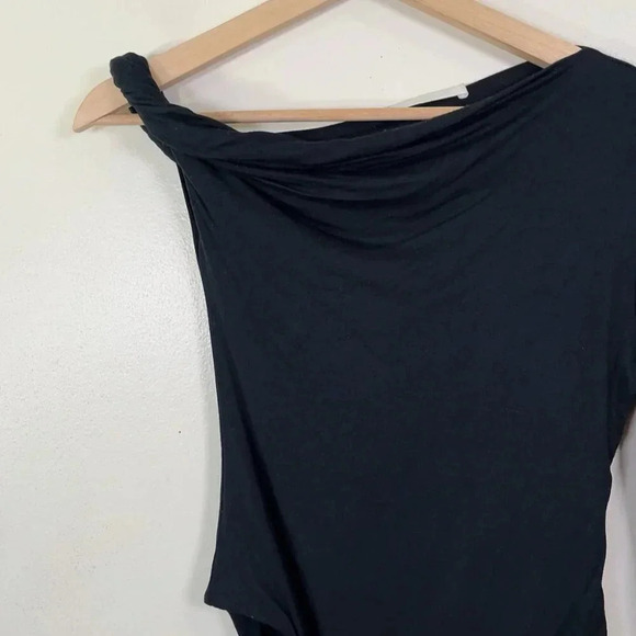 Shaina Mote Womens Size 4 Cowl Neck Black Soft One Shoulder Bodysuit - Picture 6 of 12